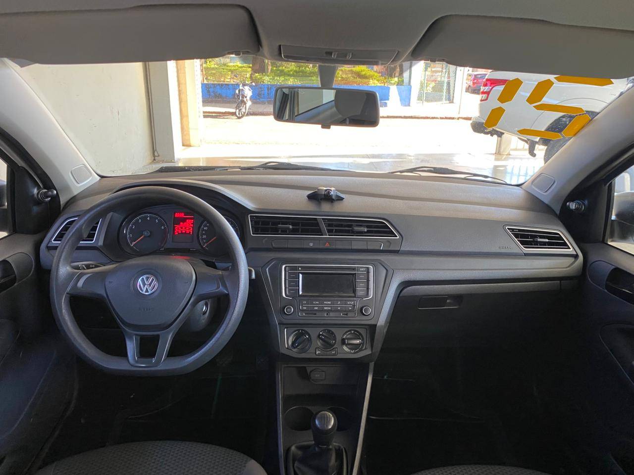 VOLKSWAGEN VOYAGE