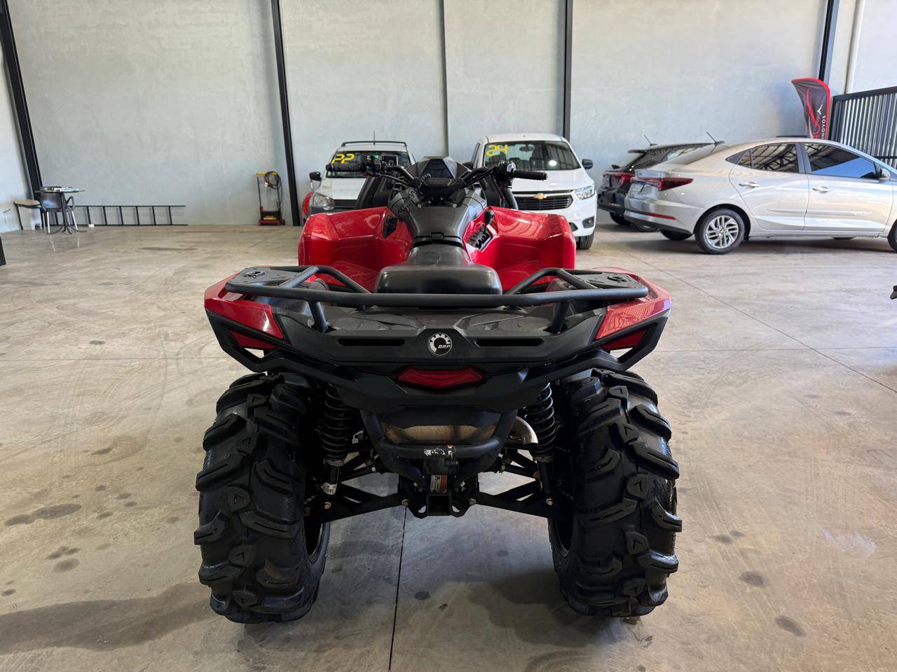 CAN-AM OUTLANDER X MR 700