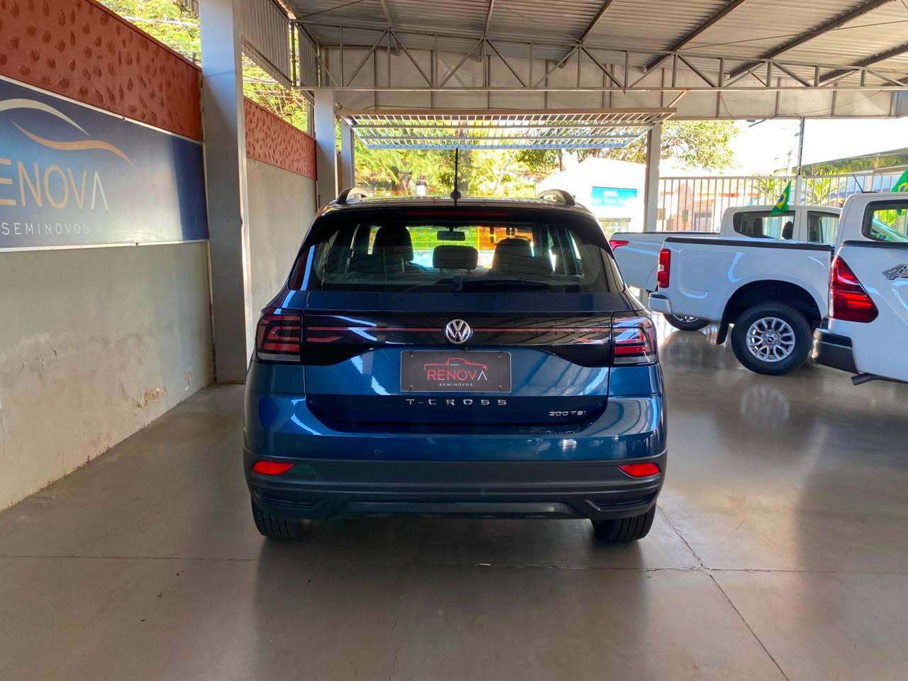 VOLKSWAGEN T-CROSS
