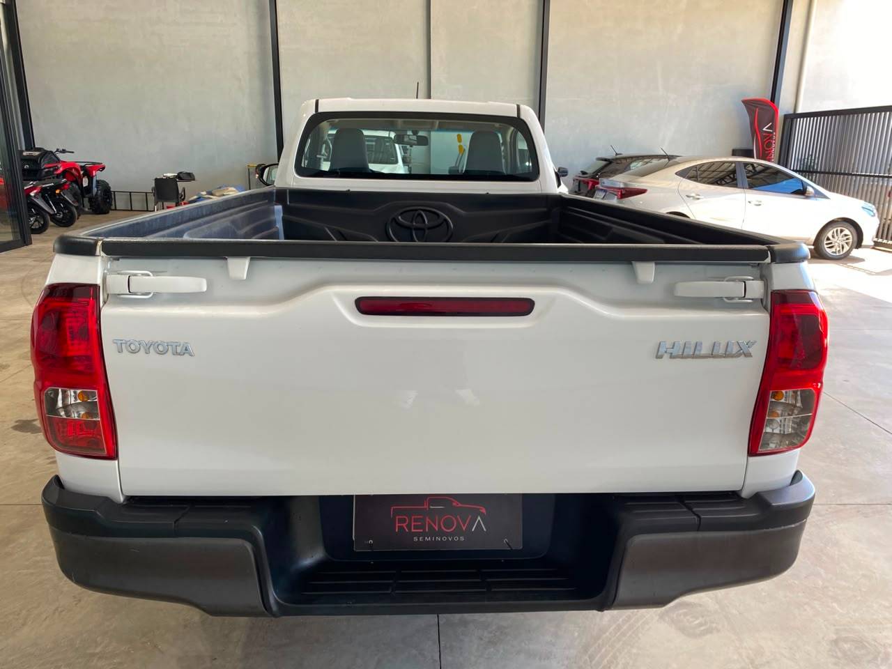 TOYOTA HILUX