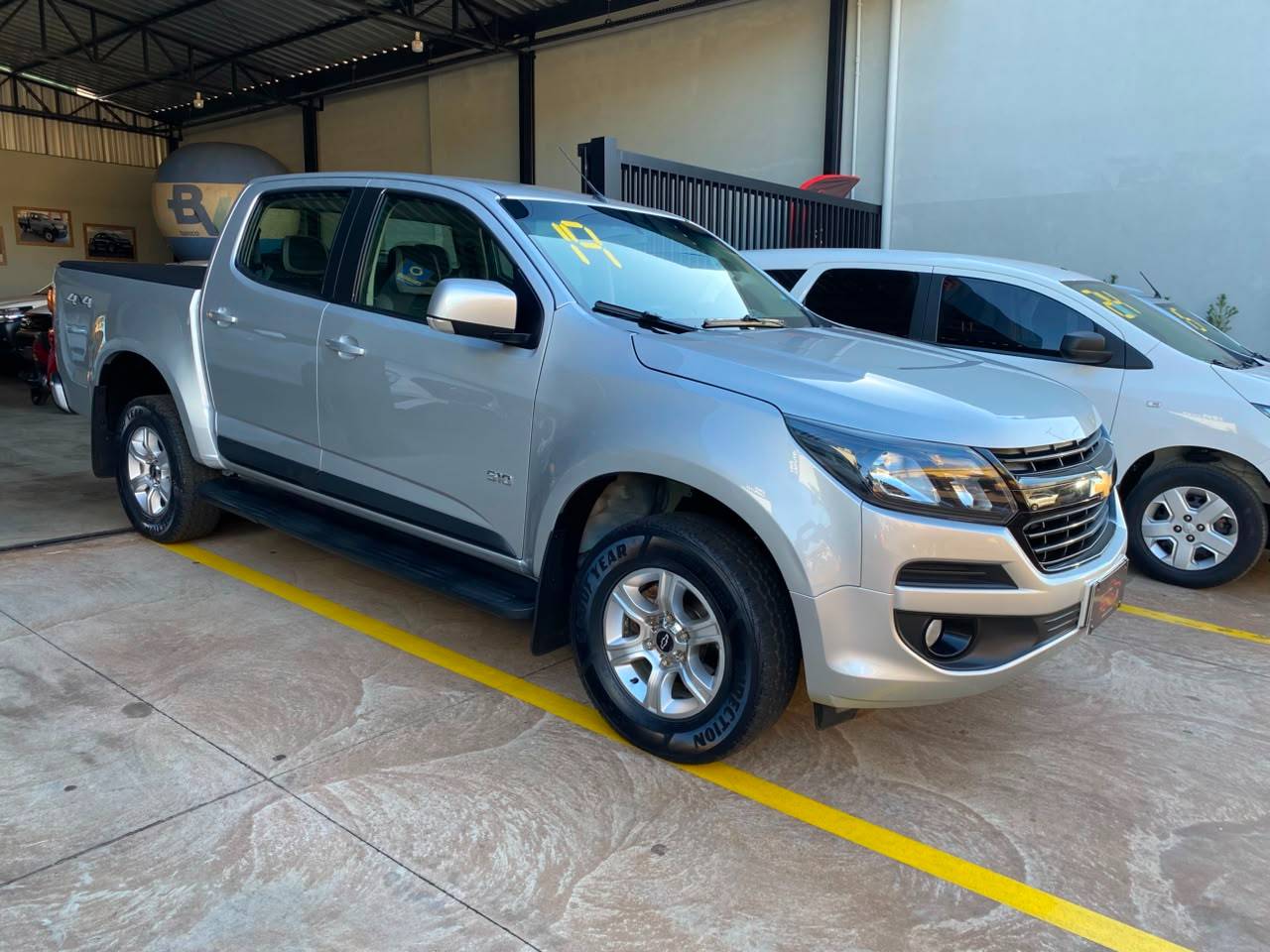 CHEVROLET S10