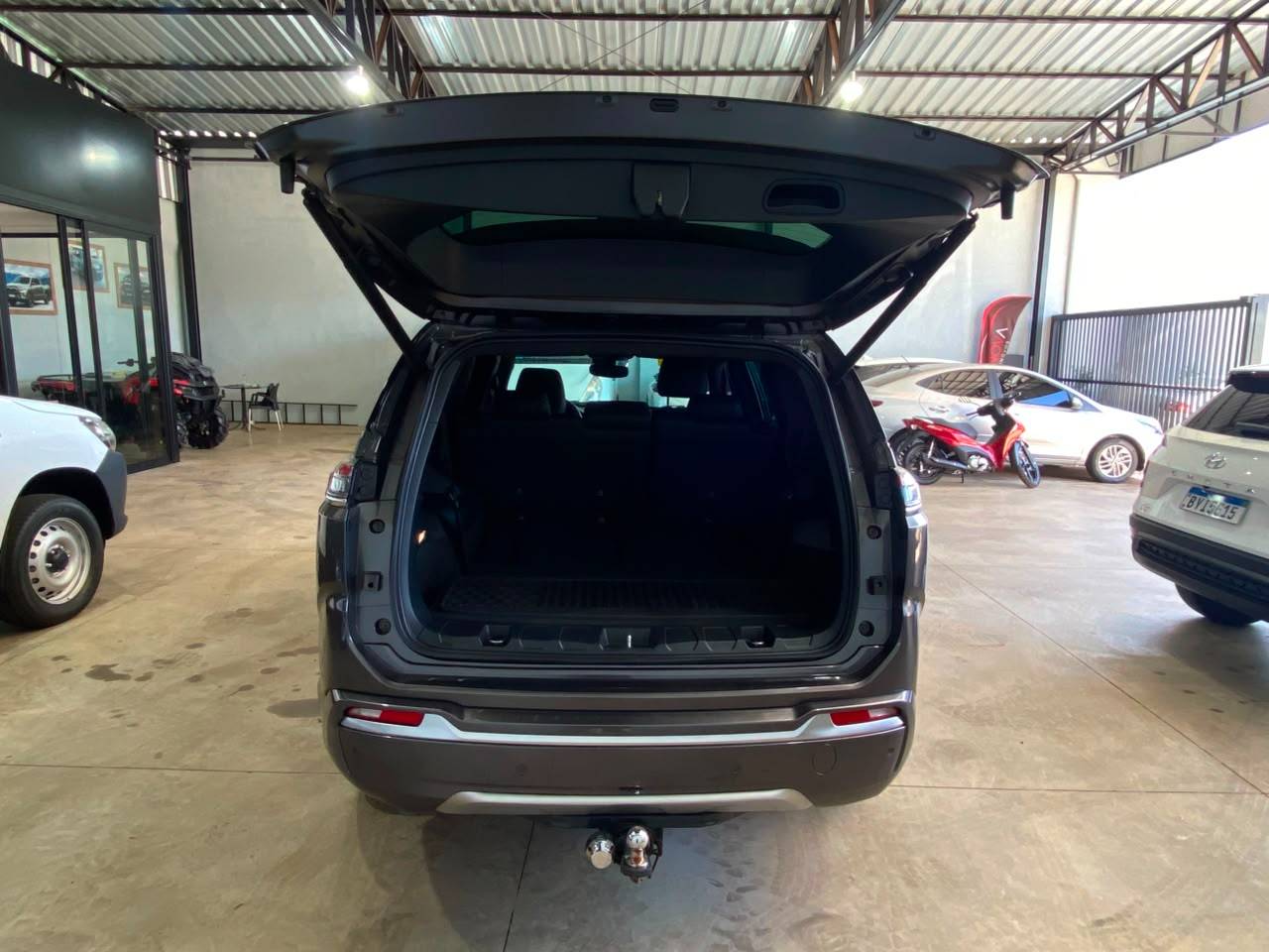 JEEP COMMANDER