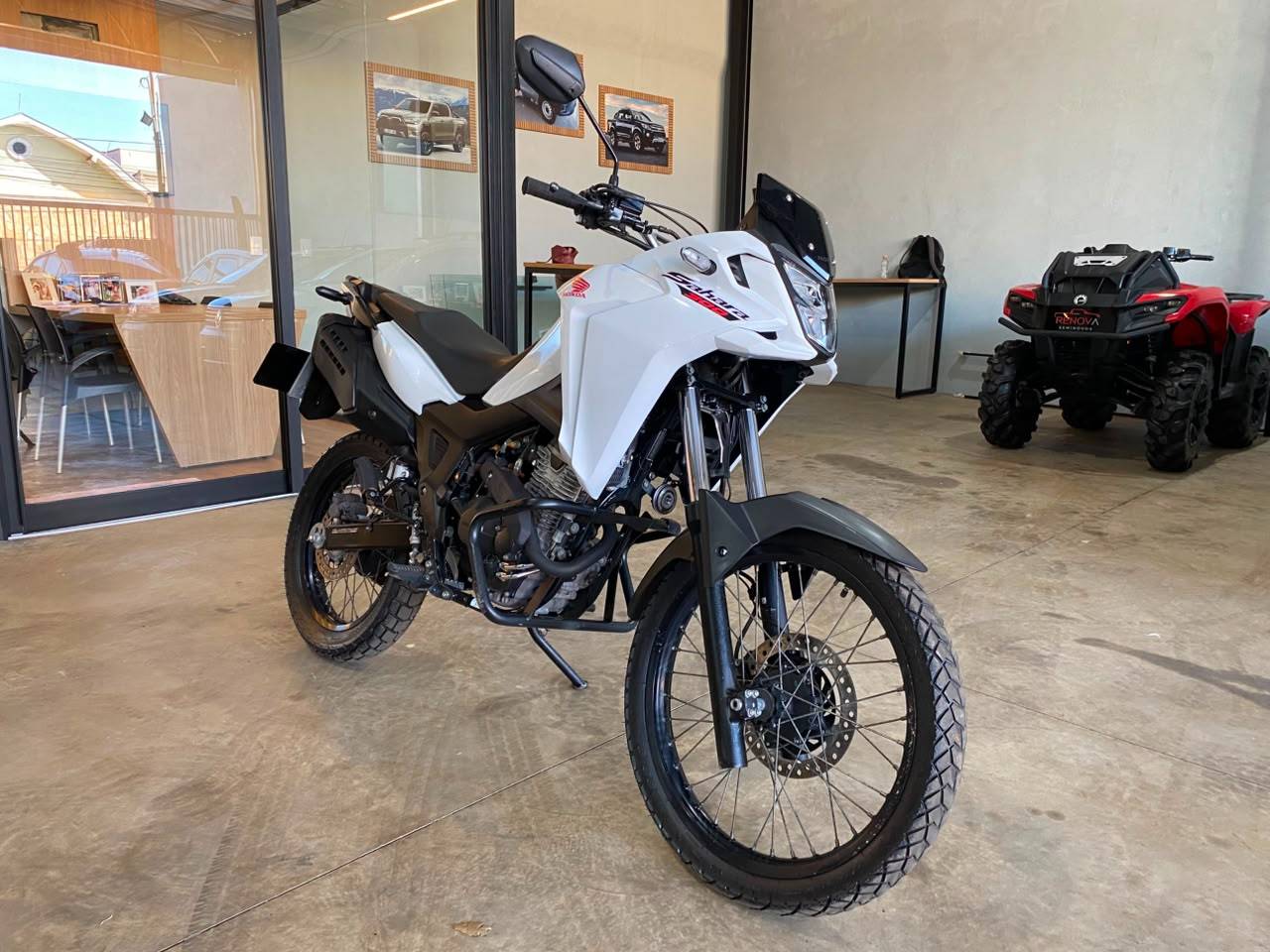 HONDA XRE 300 SAHARA