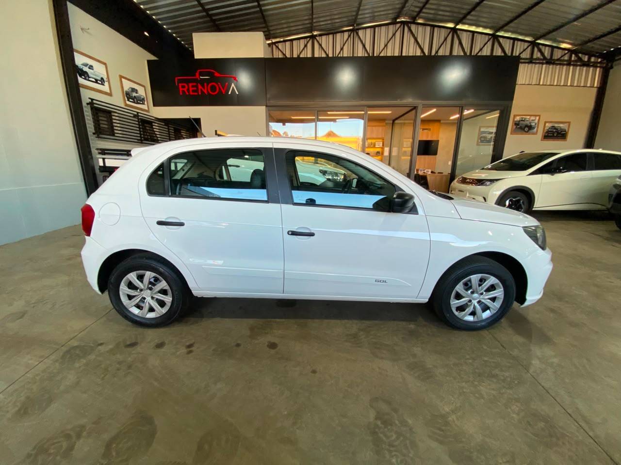 VOLKSWAGEN GOL