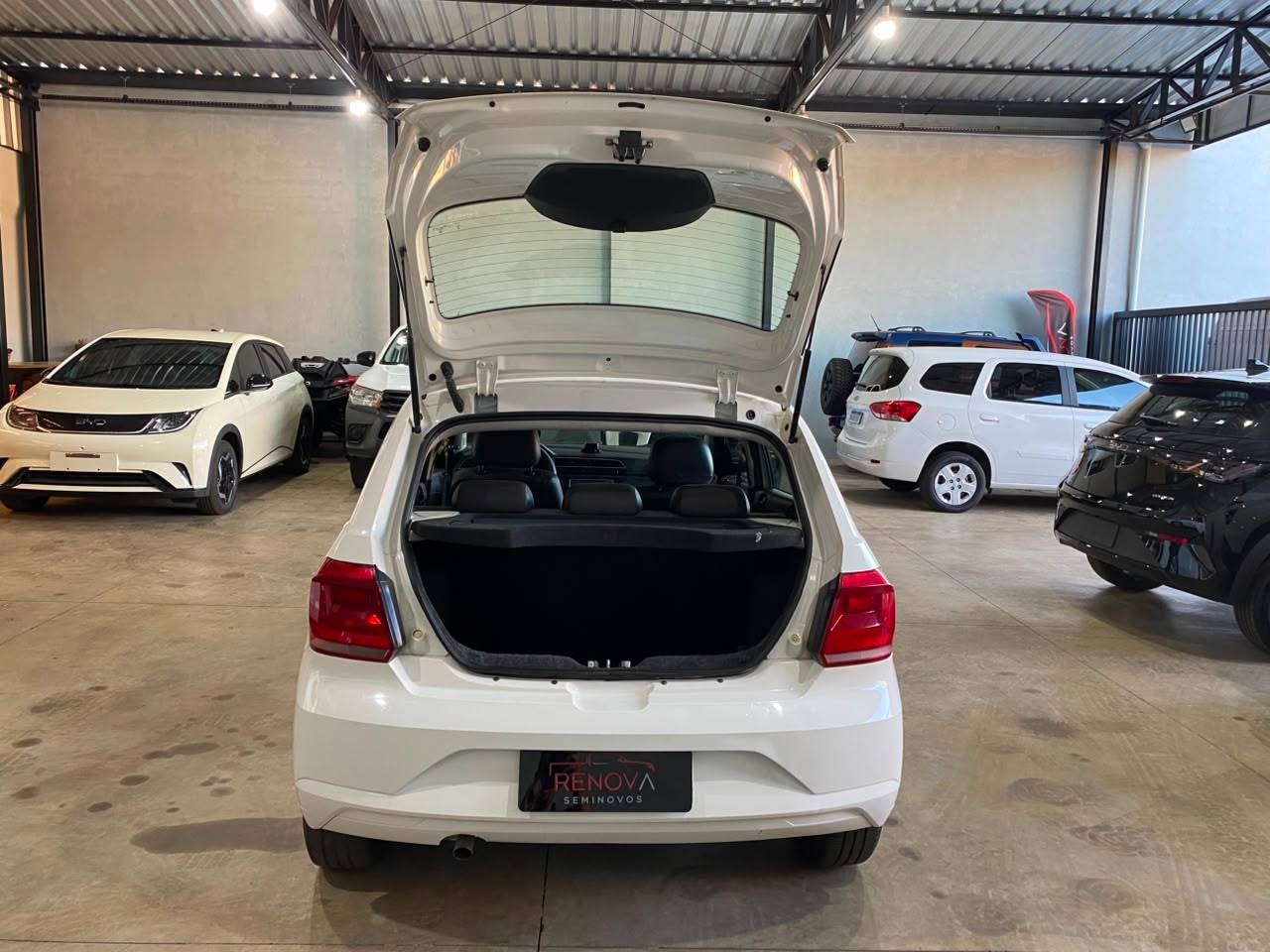 VOLKSWAGEN GOL