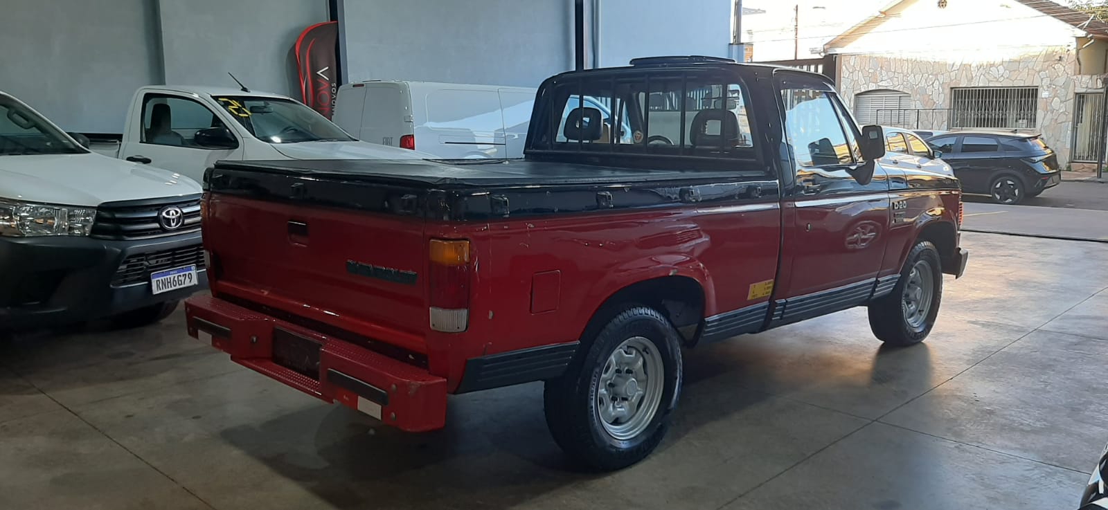 CHEVROLET D20