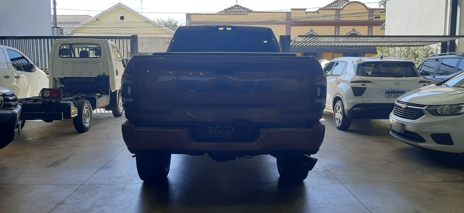 DODGE RAM
