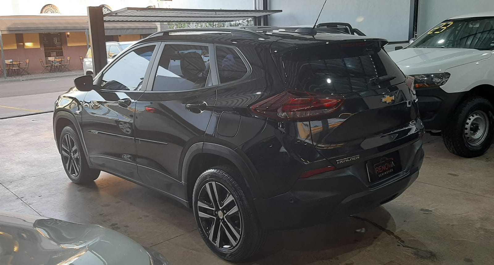 CHEVROLET TRACKER