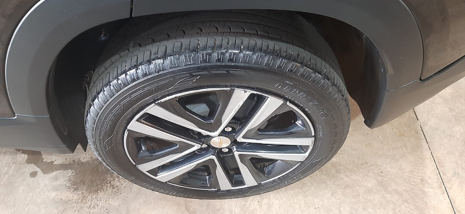 CHEVROLET TRACKER