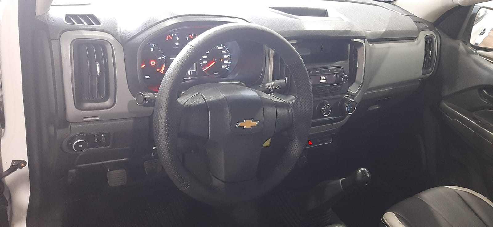 CHEVROLET S10