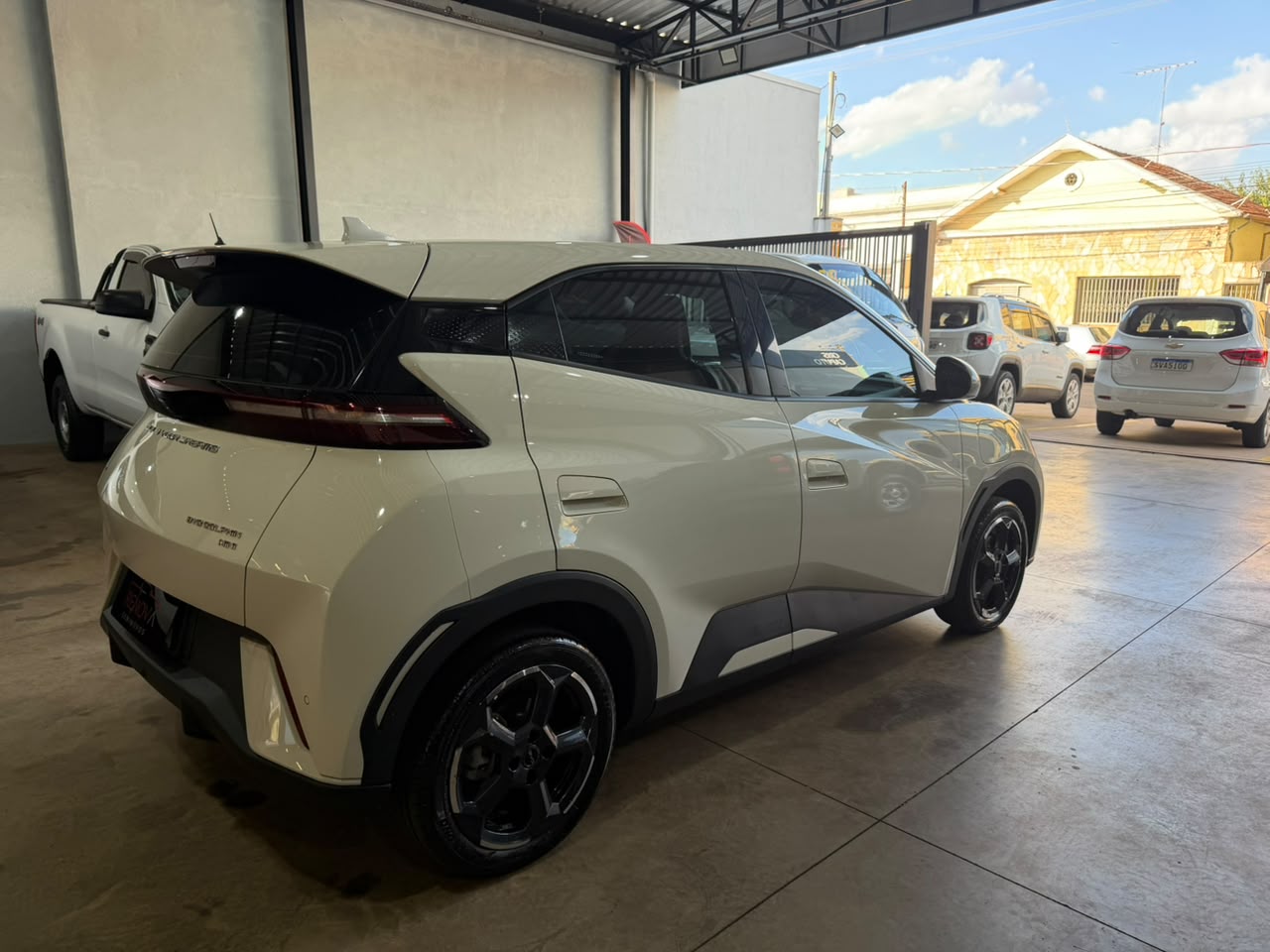 BYD DOLPHIN MINI