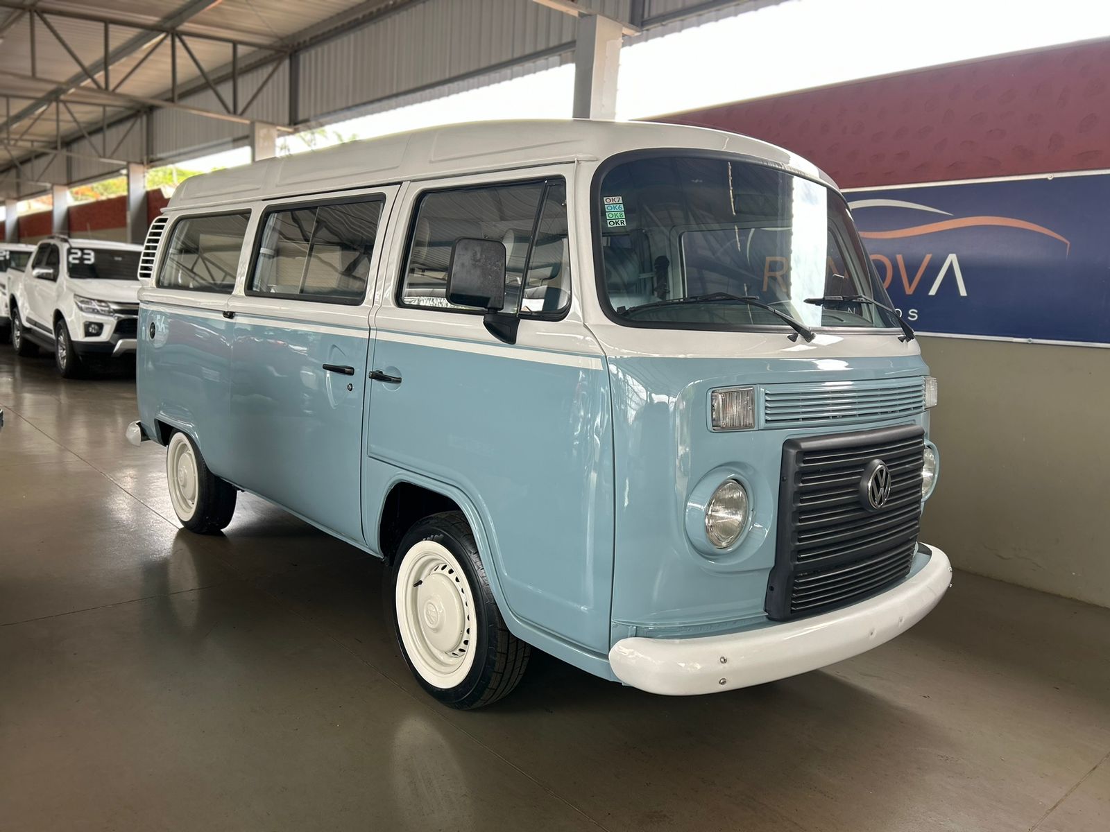 VOLKSWAGEN KOMBI