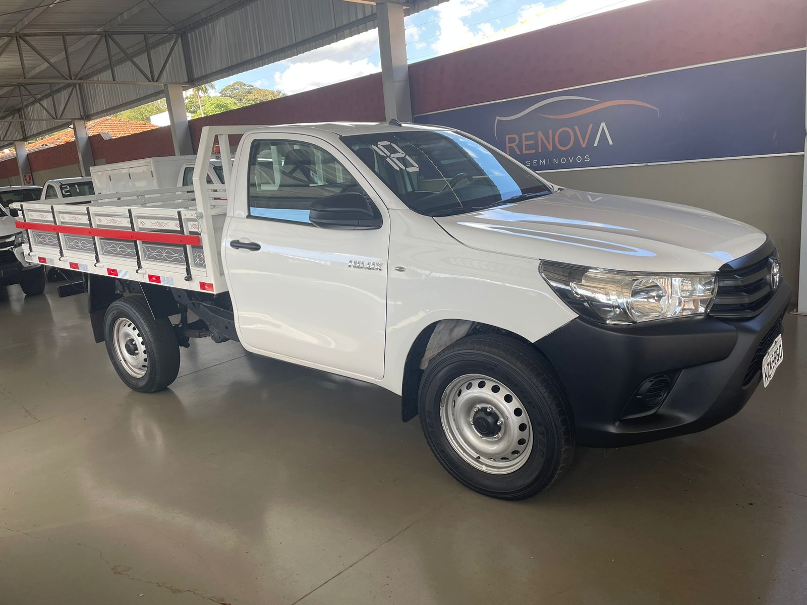 TOYOTA HILUX