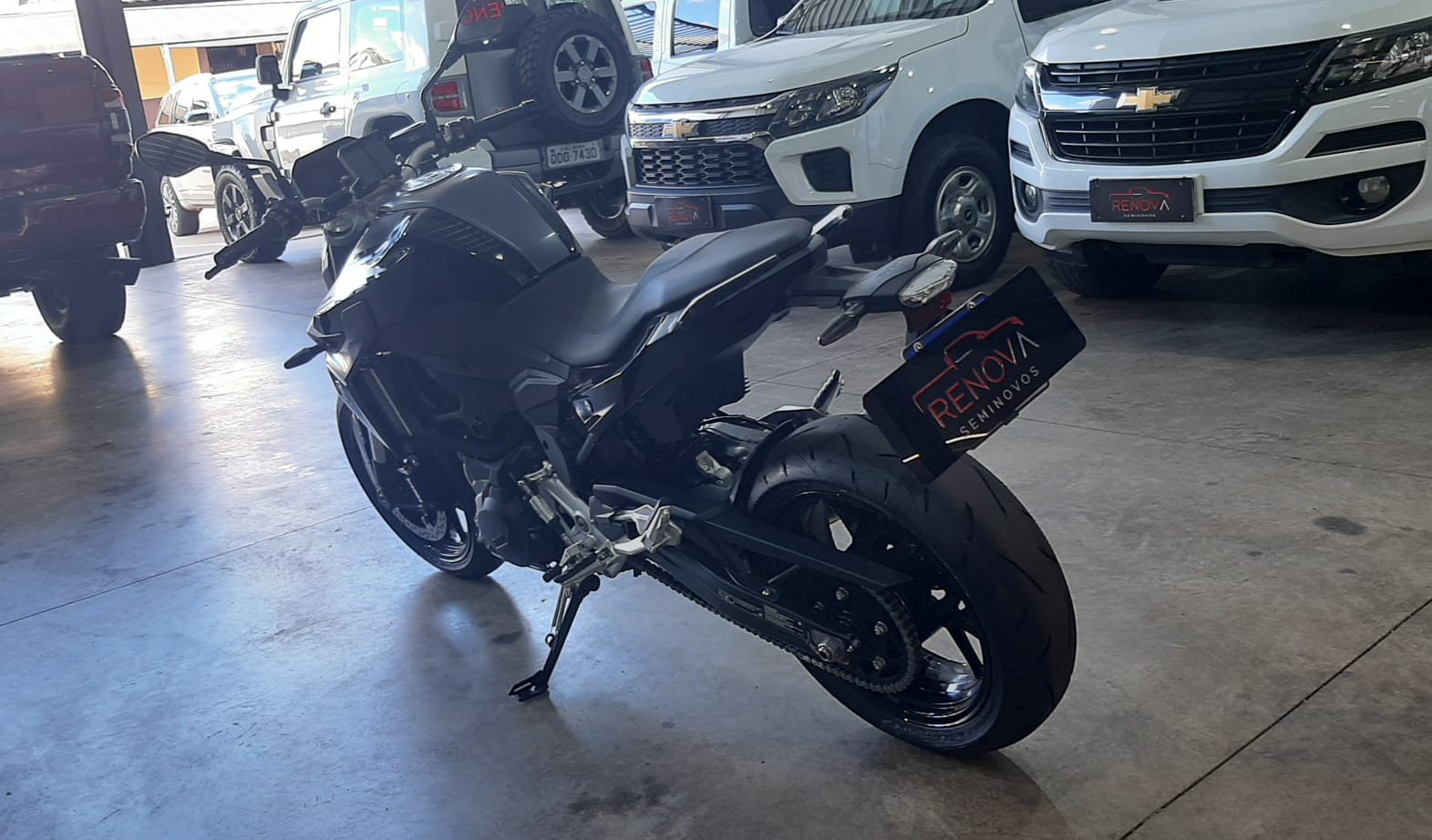 BMW F 900 R SPORT PLUS