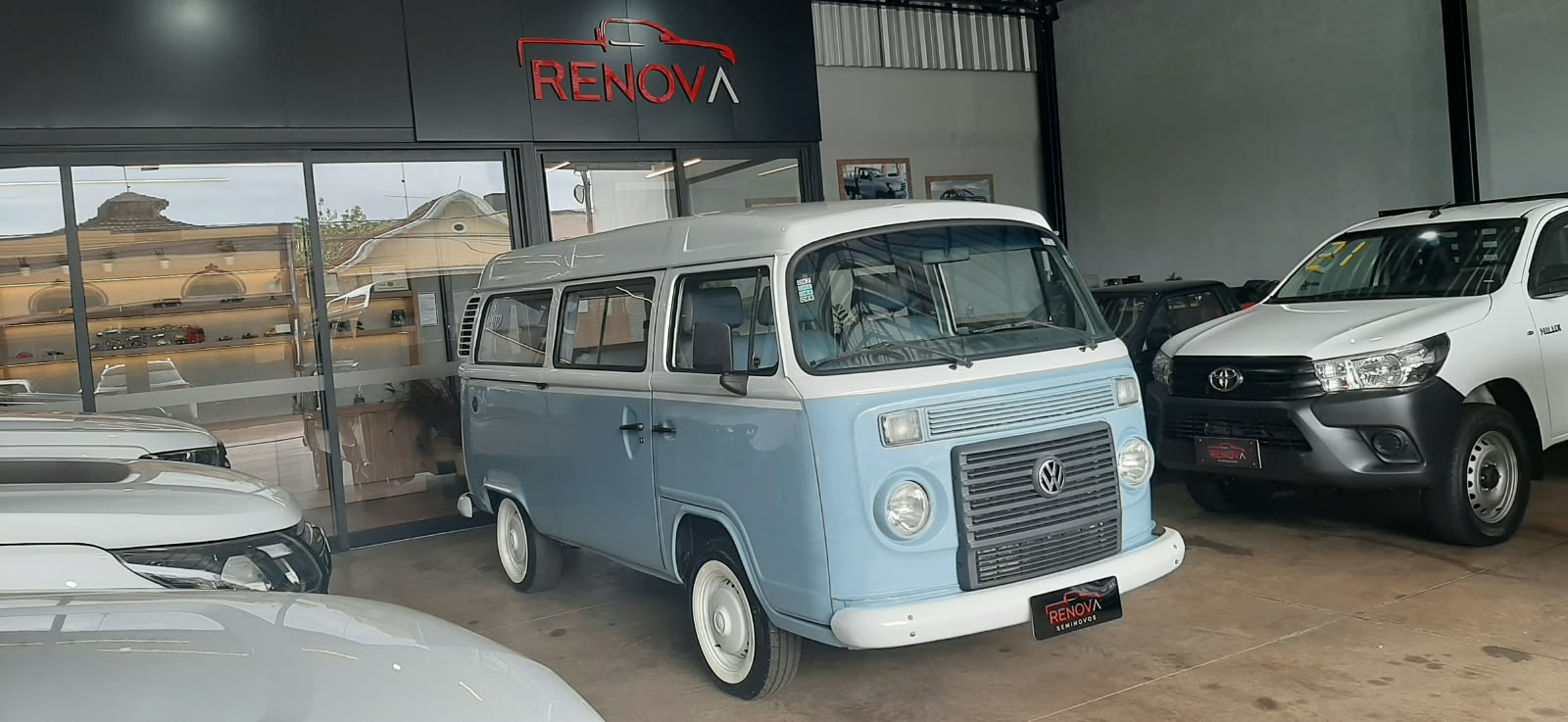 VOLKSWAGEN KOMBI