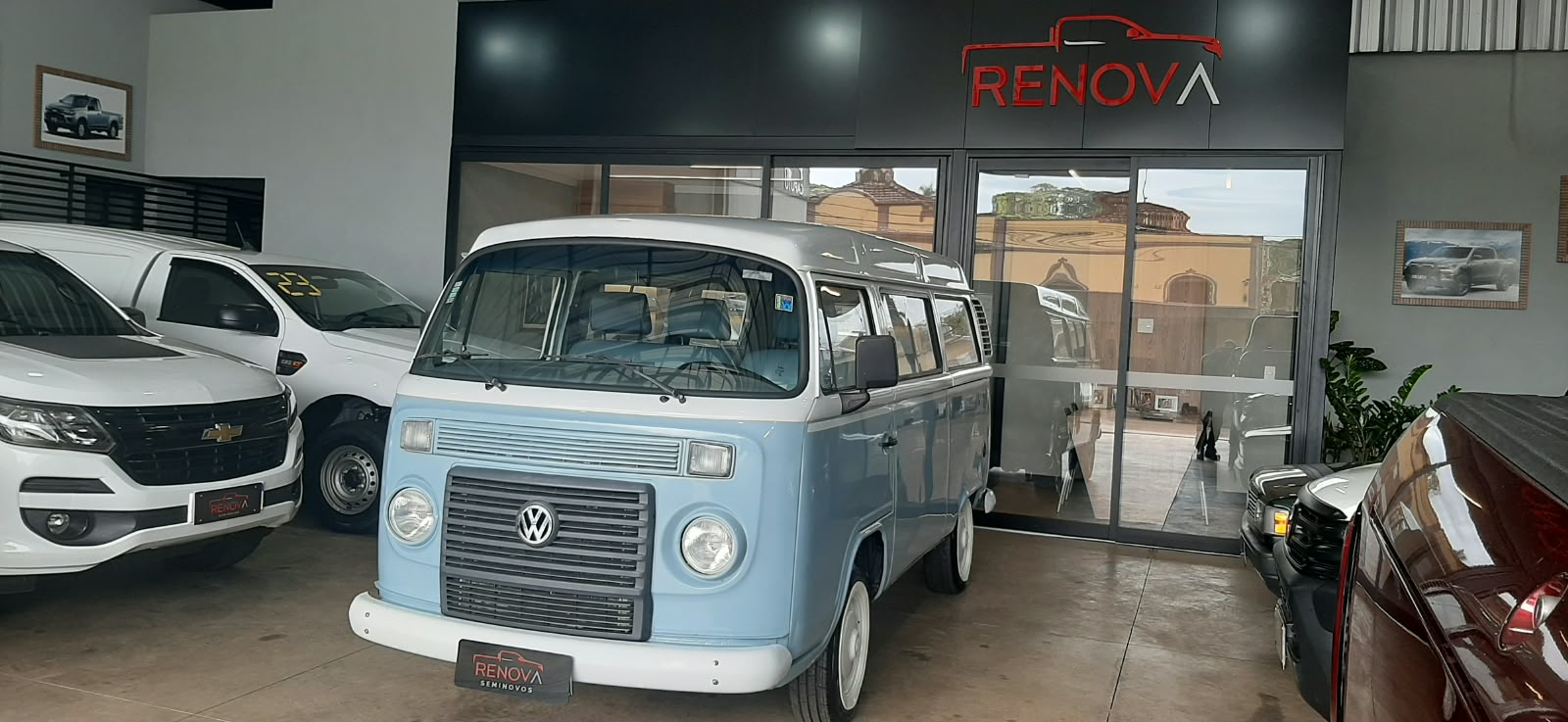 VOLKSWAGEN KOMBI