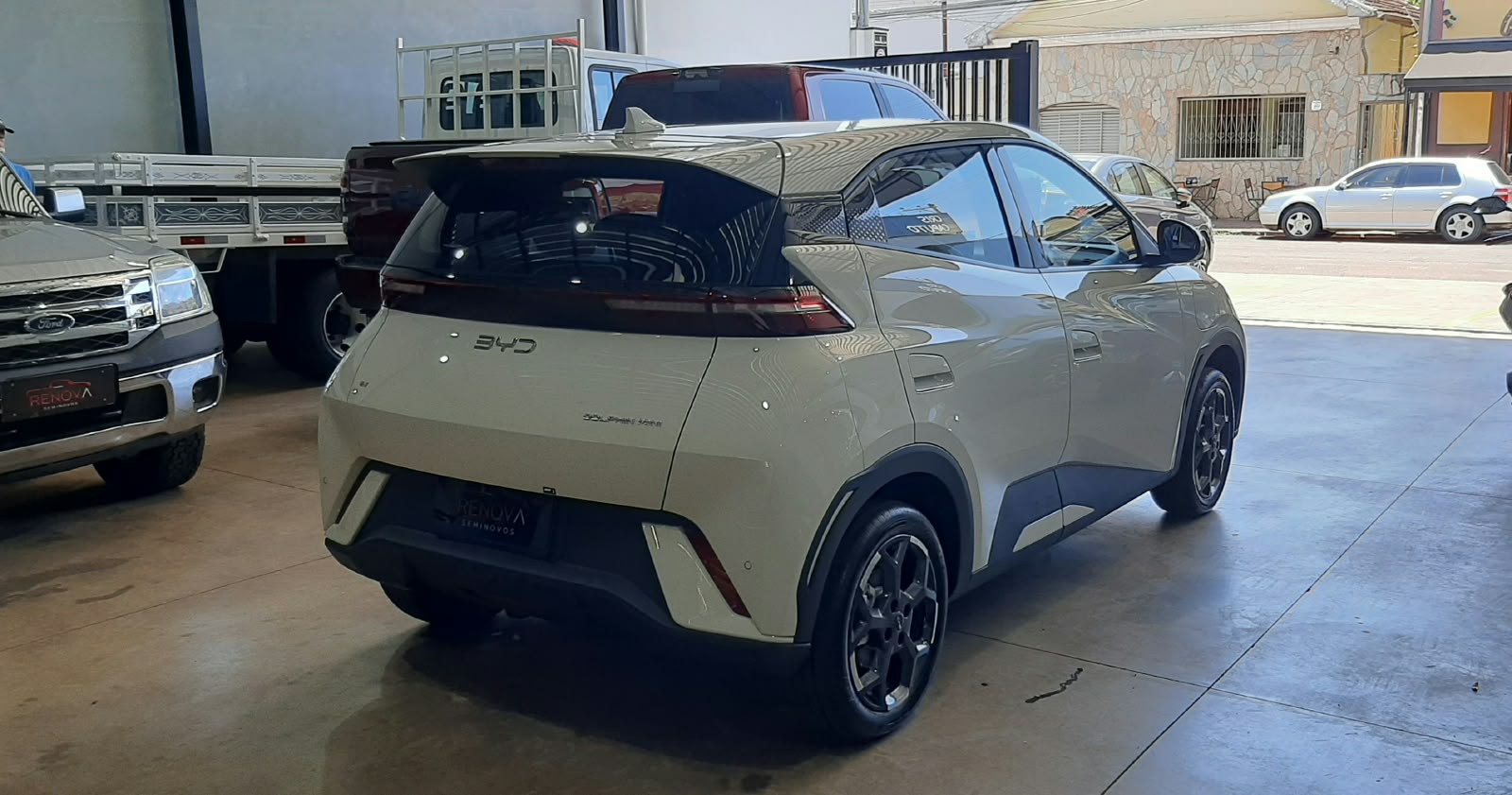 BYD DOLPHIN MINI