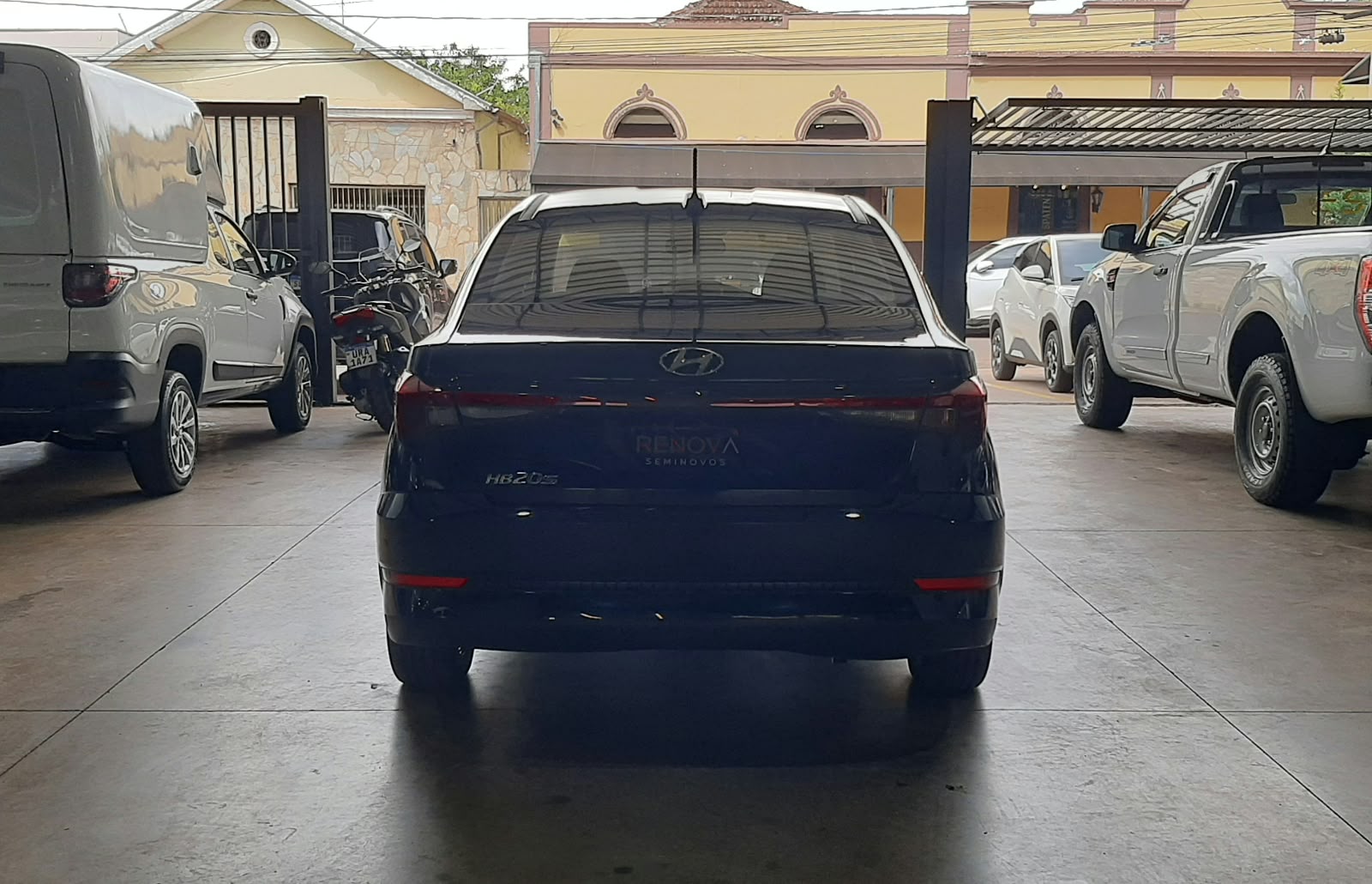 HYUNDAI HB20S