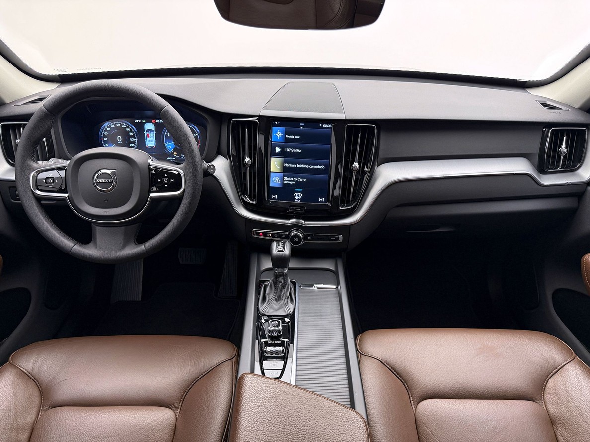 XC60 2.0 T5 MOMENTUM AWD