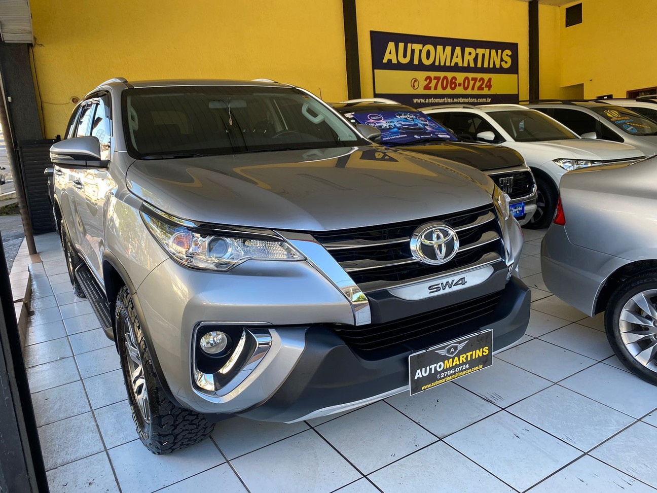HILUX SW4 2.7 SRV 7 LUGARES 4X2 16V