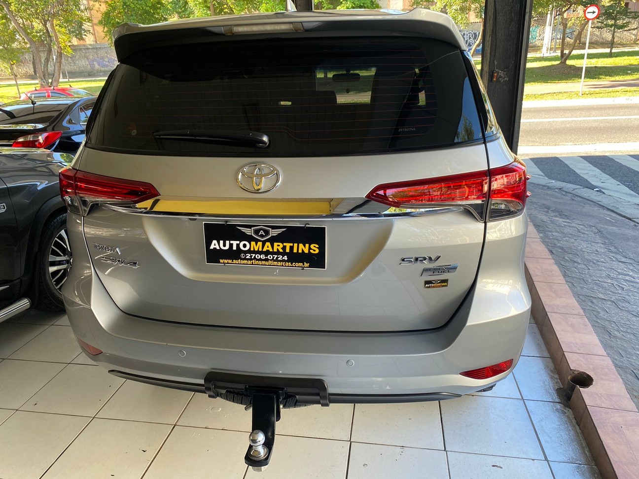 HILUX SW4 2.7 SRV 7 LUGARES 4X2 16V