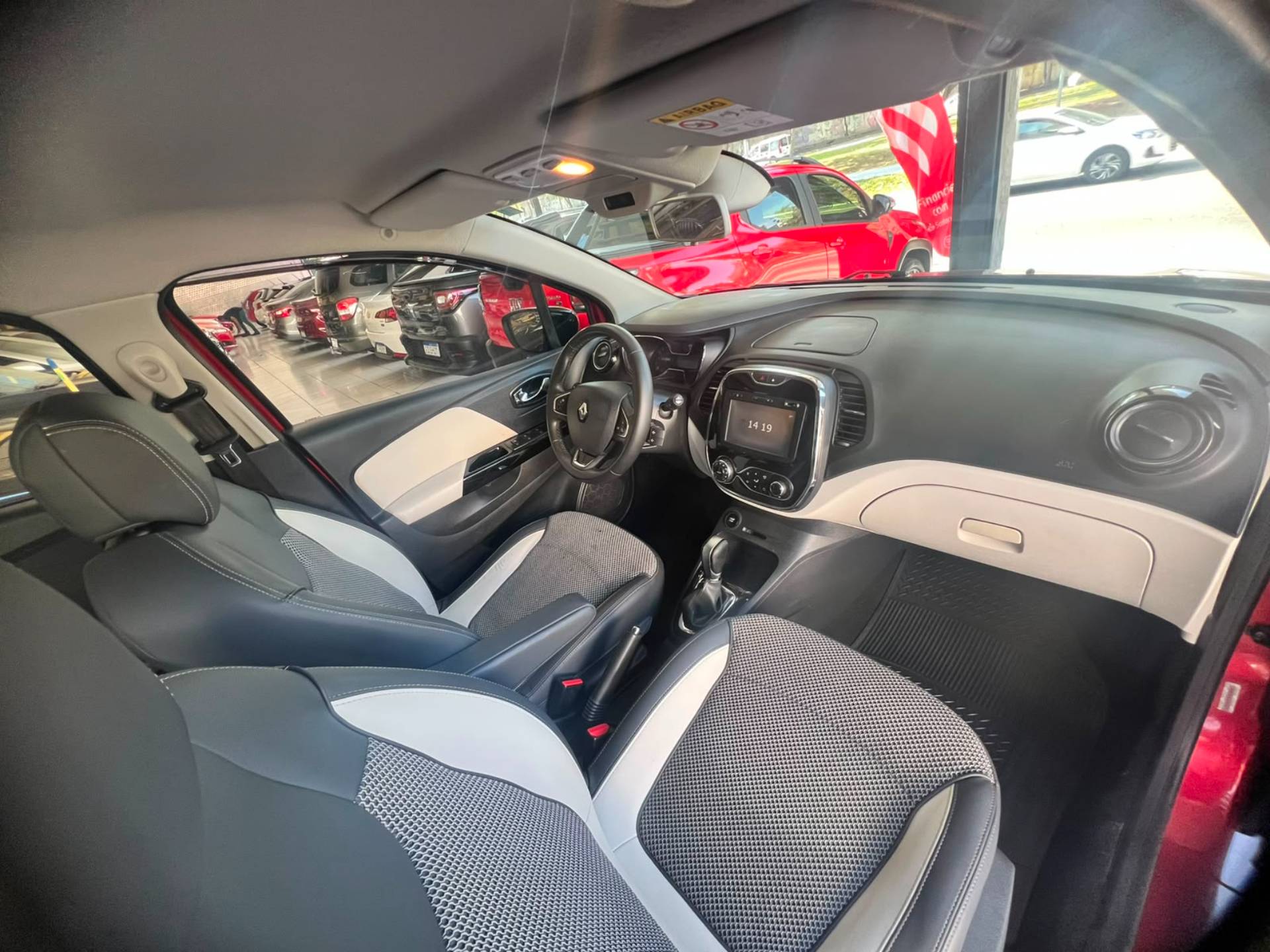 RENAULT CAPTUR