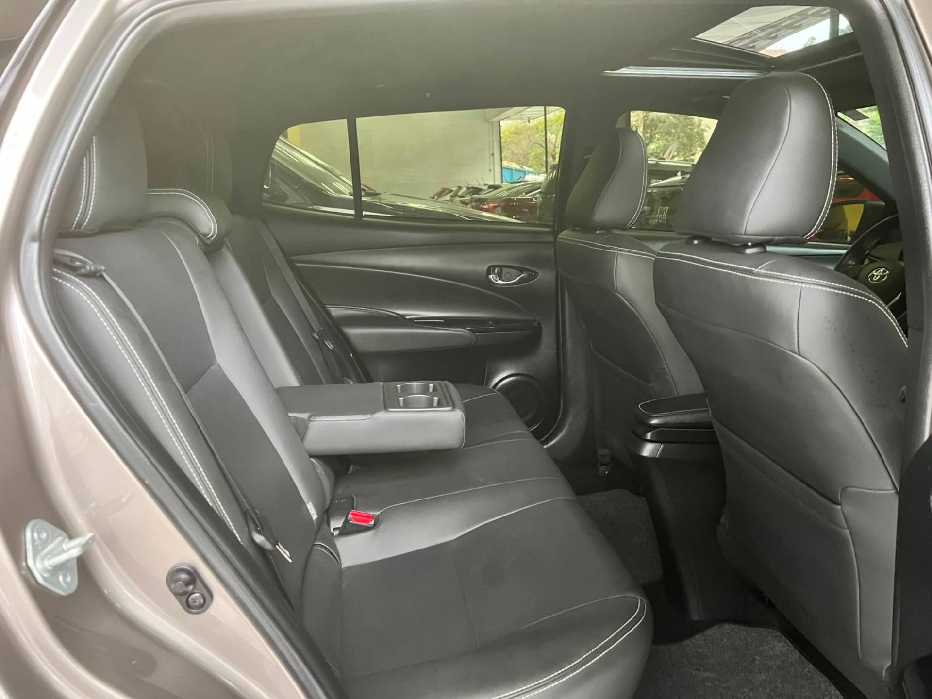 TOYOTA YARIS