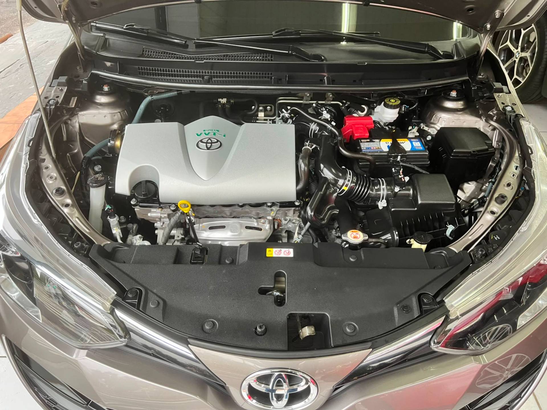TOYOTA YARIS
