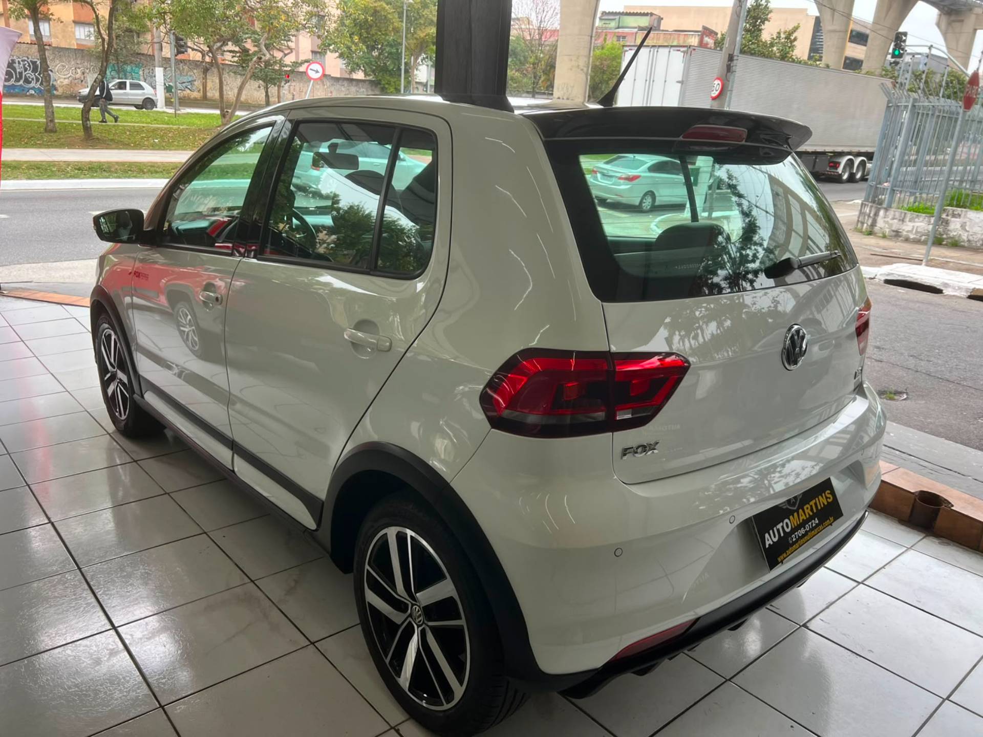 VOLKSWAGEN FOX