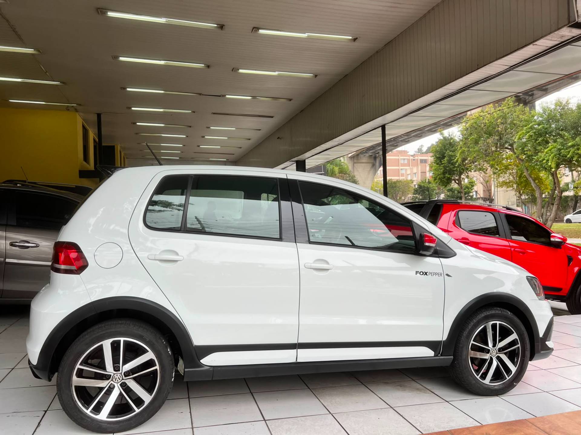 VOLKSWAGEN FOX