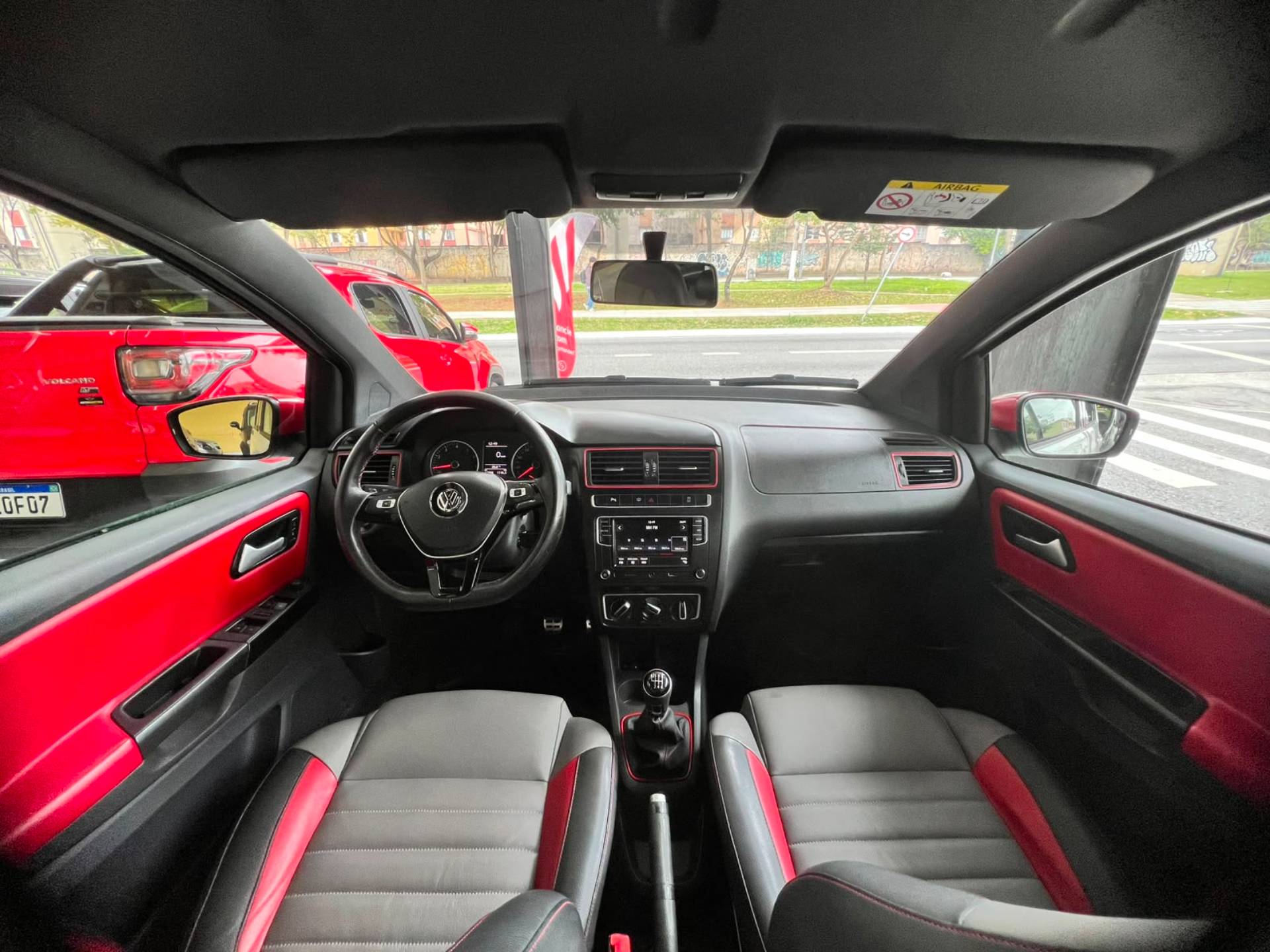 VOLKSWAGEN FOX