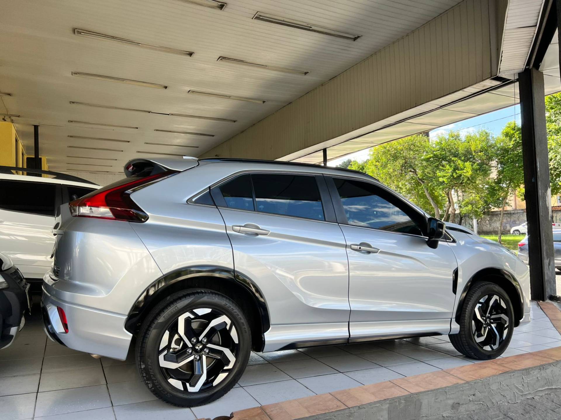 MITSUBISHI ECLIPSE CROSS