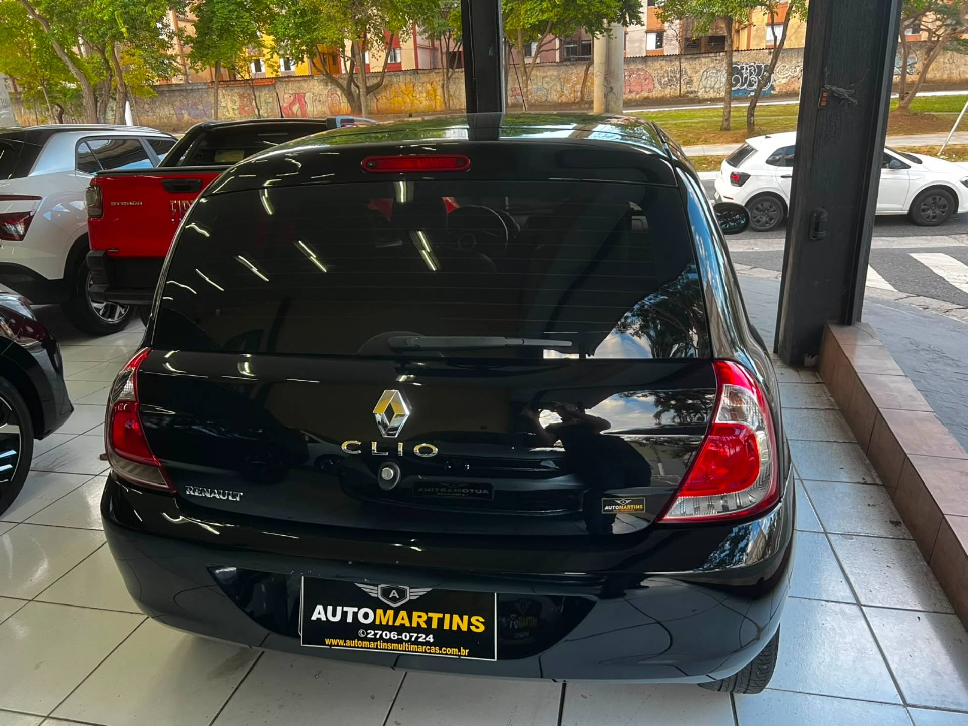 RENAULT CLIO