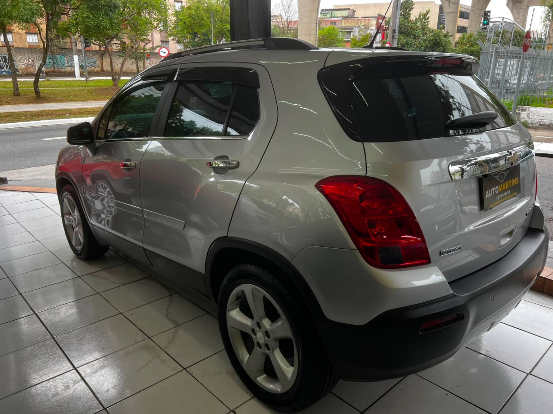 CHEVROLET TRACKER