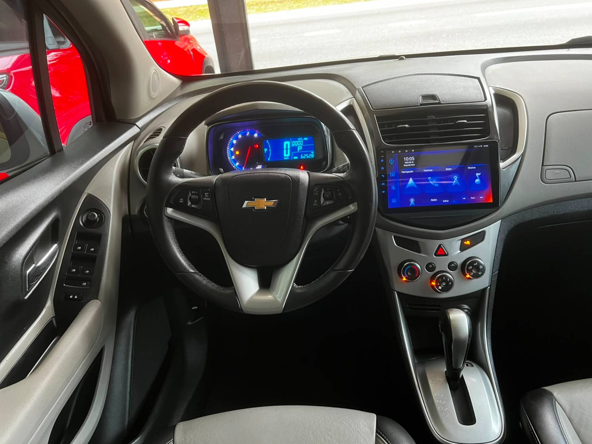 CHEVROLET TRACKER