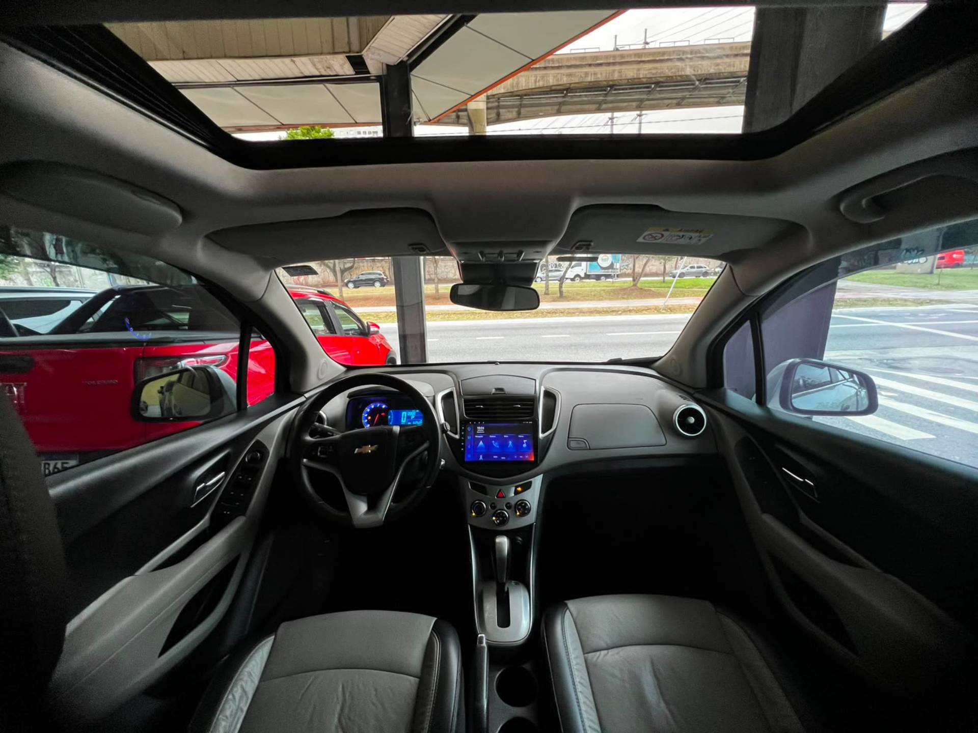 CHEVROLET TRACKER