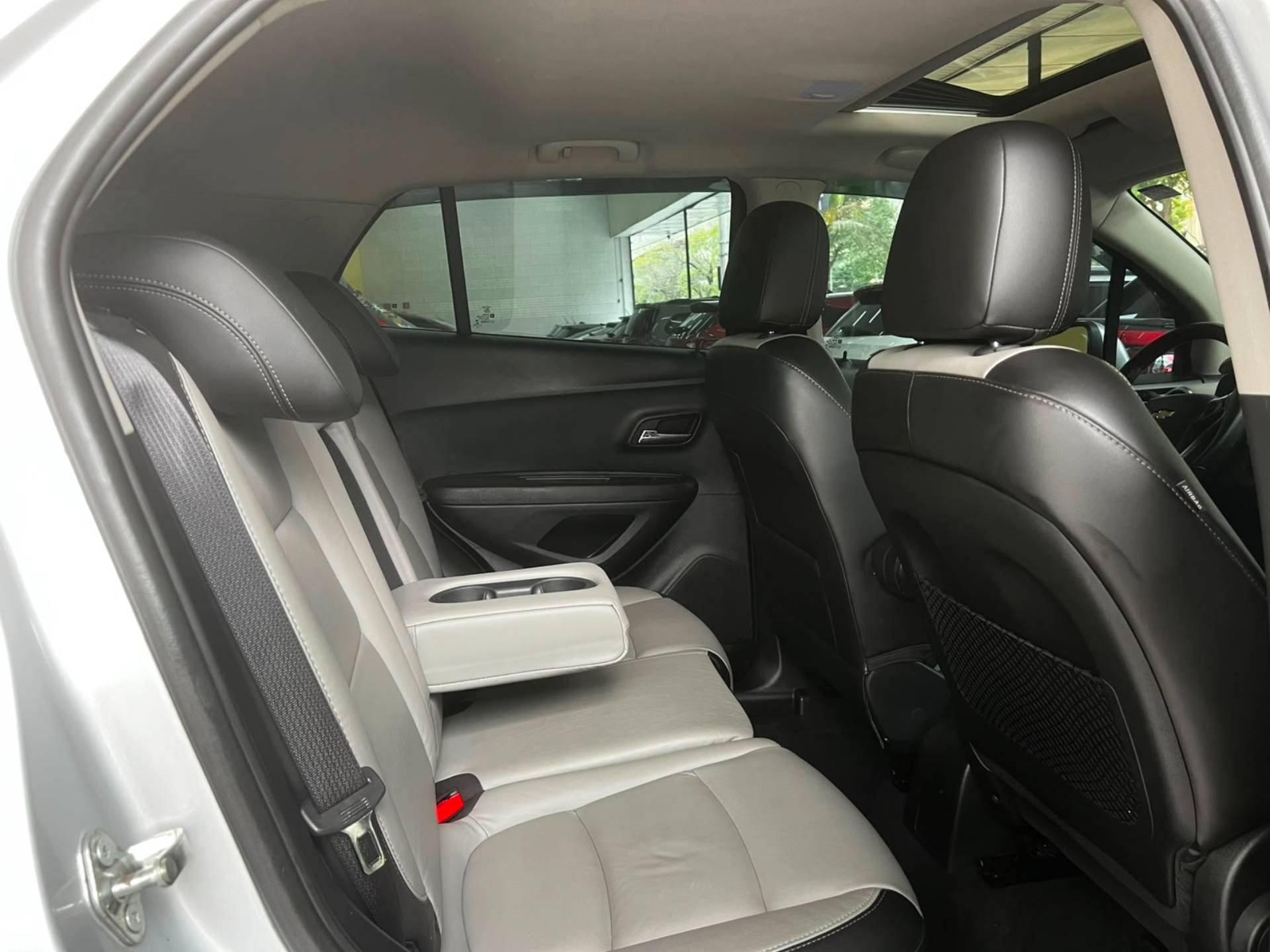 CHEVROLET TRACKER