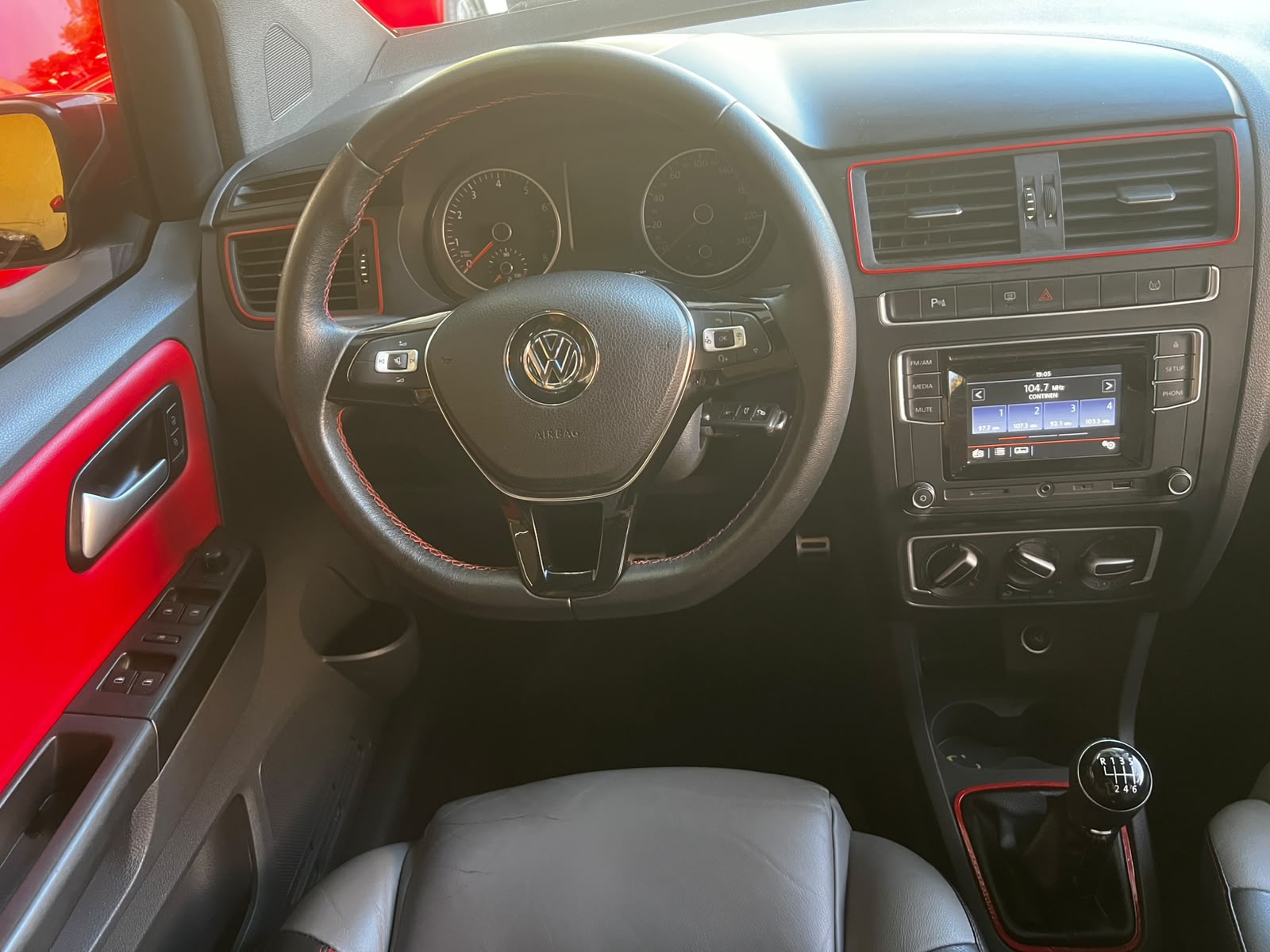 VOLKSWAGEN FOX