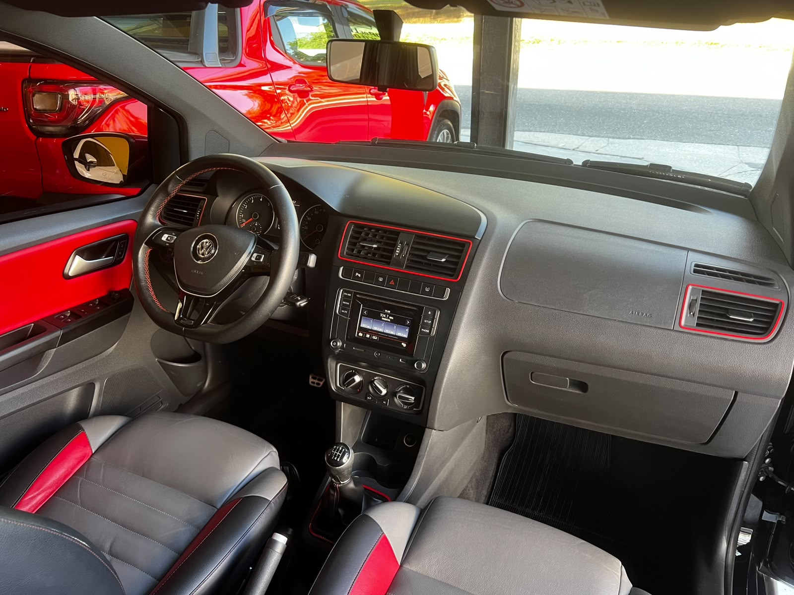 VOLKSWAGEN FOX