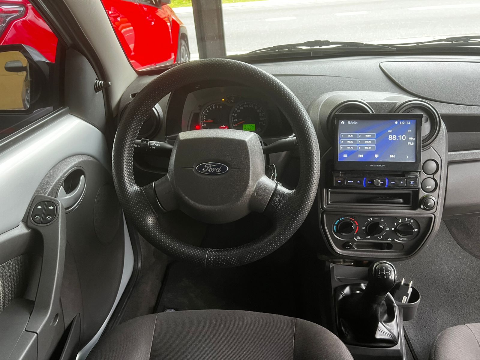 FORD KA