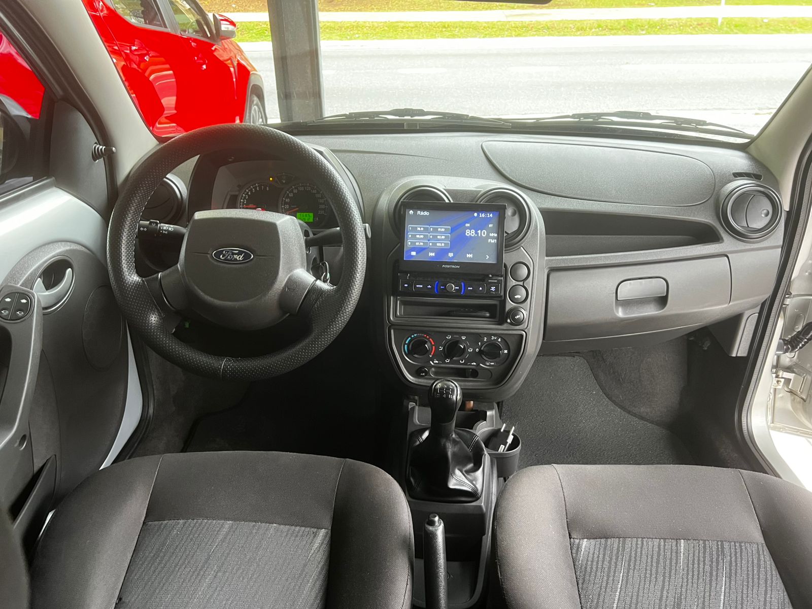 FORD KA