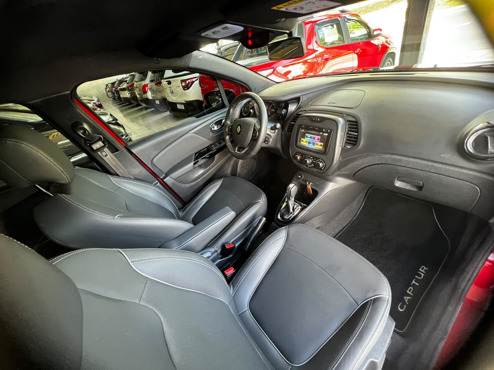 RENAULT CAPTUR
