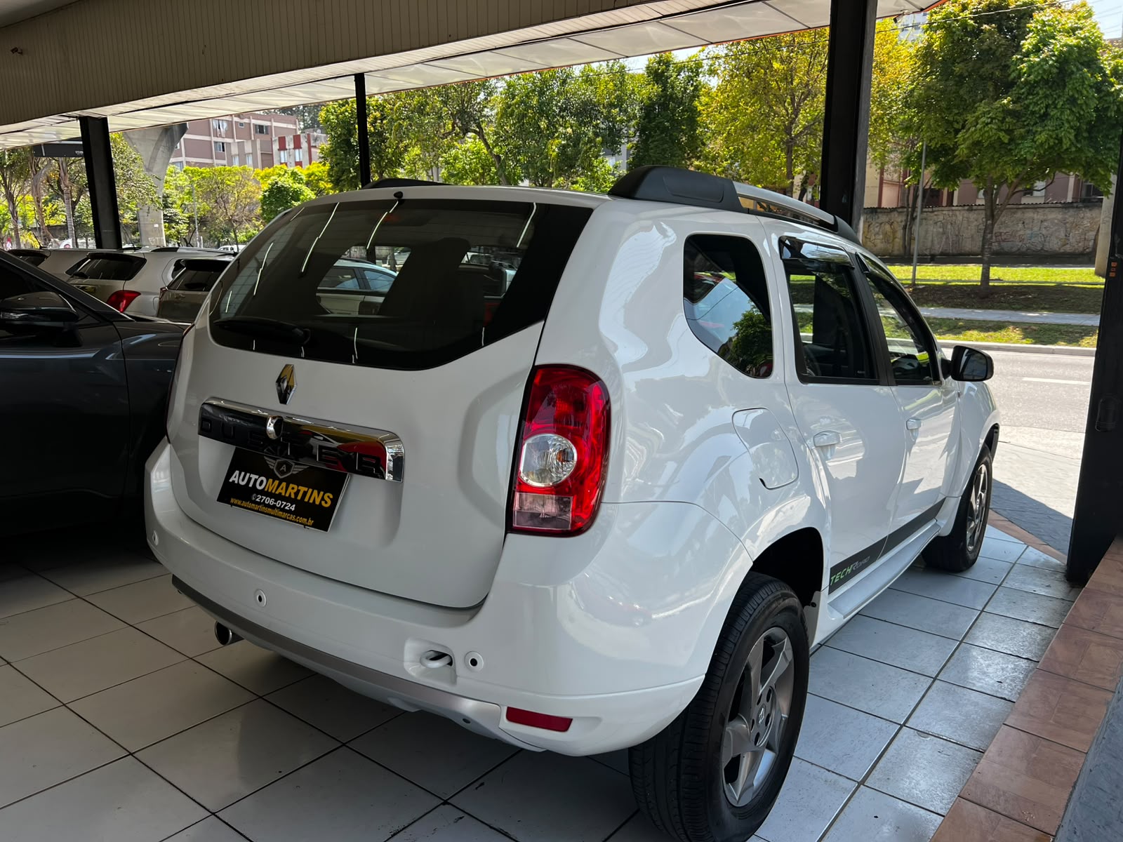 RENAULT DUSTER