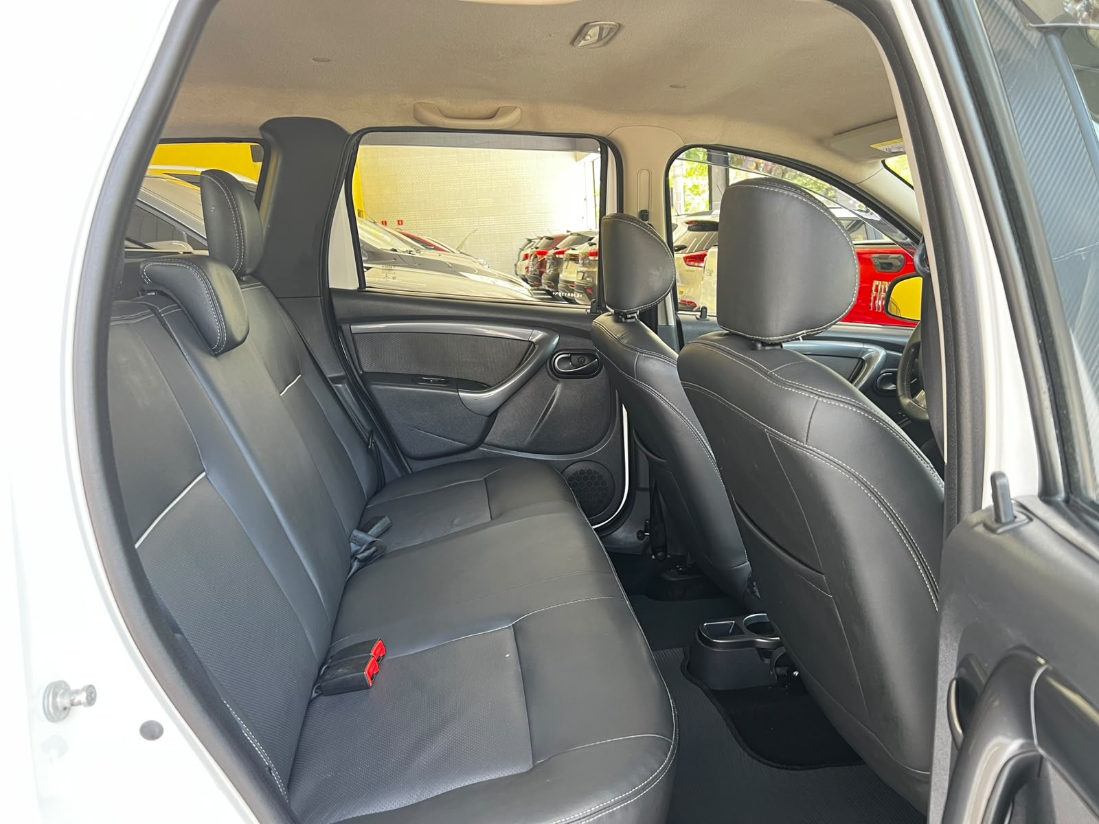 RENAULT DUSTER