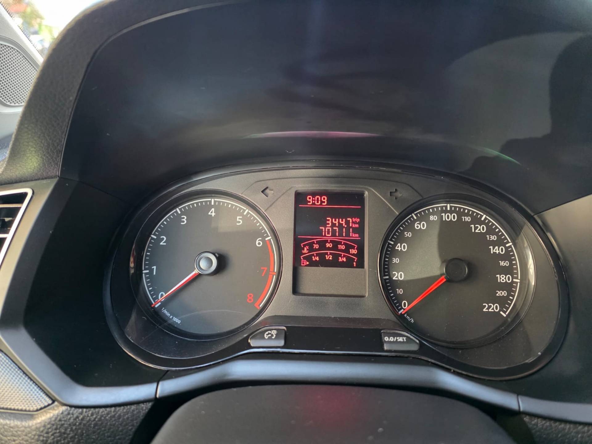 VOLKSWAGEN VOYAGE