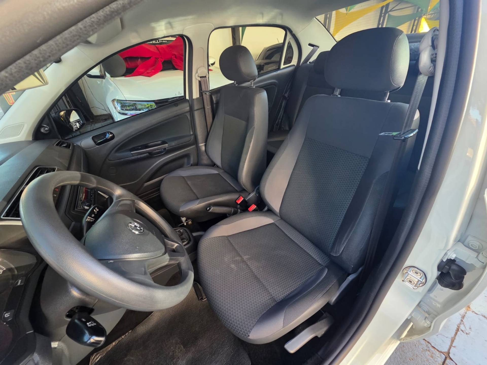 VOLKSWAGEN VOYAGE