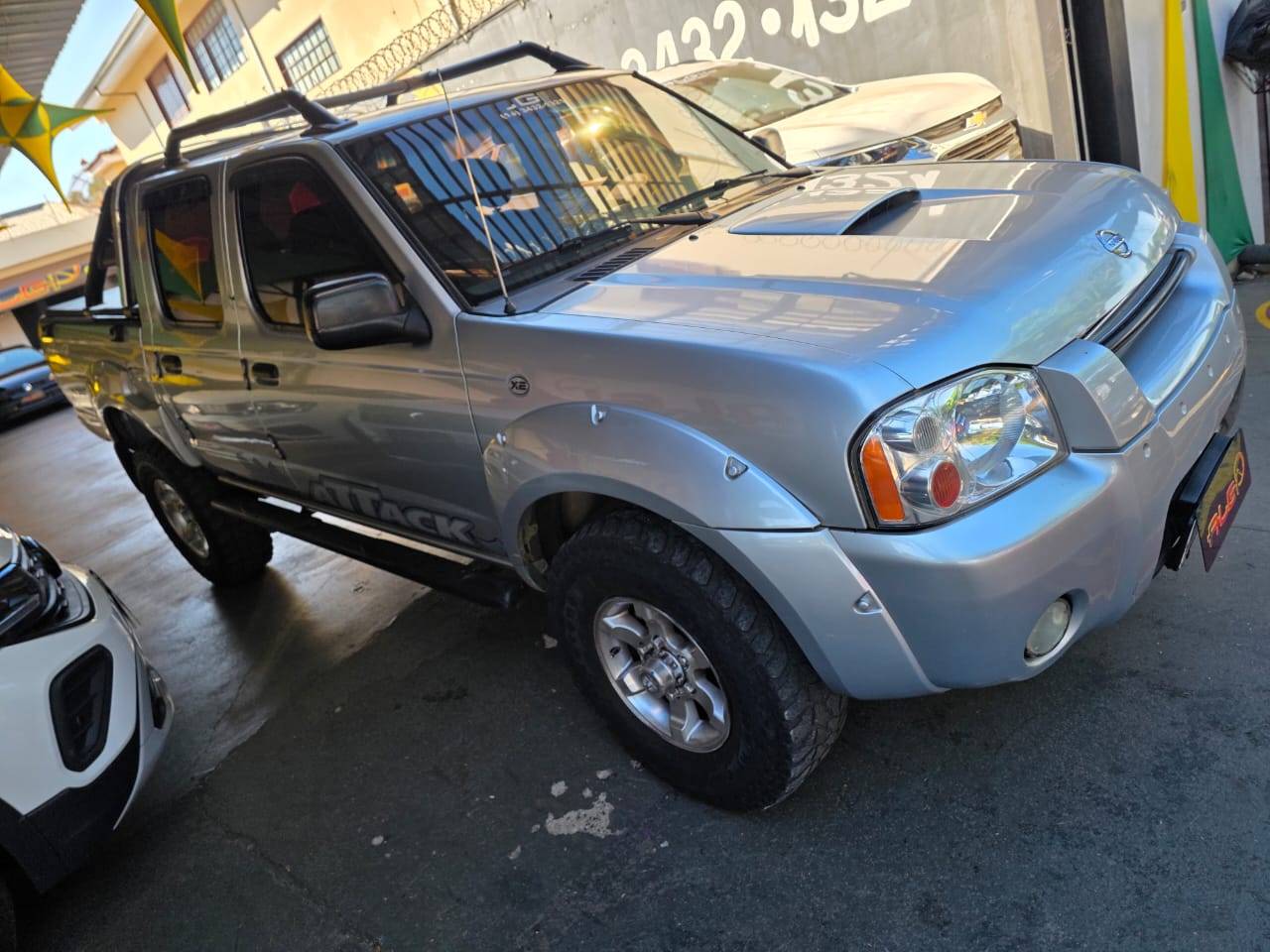 NISSAN FRONTIER