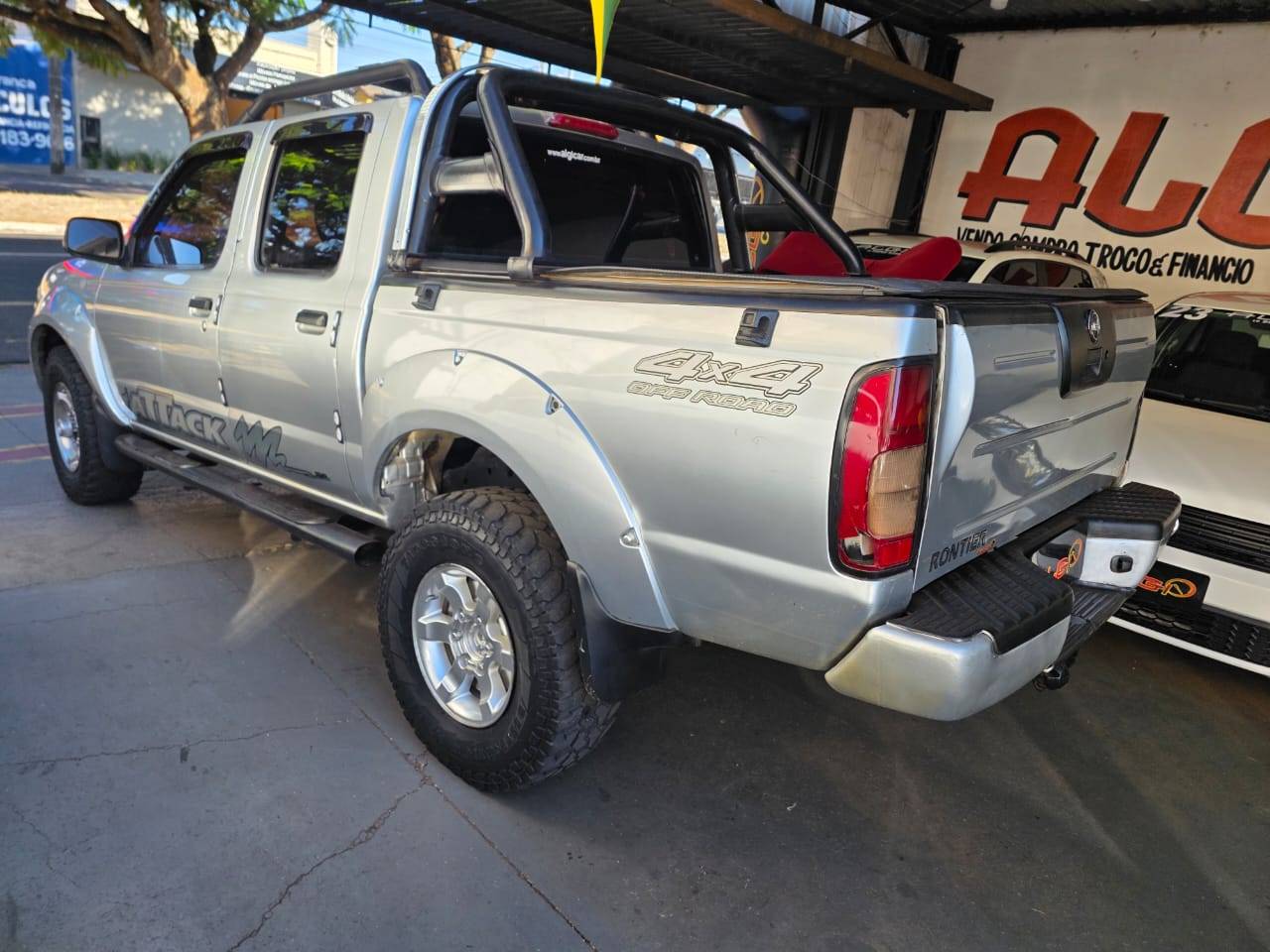 NISSAN FRONTIER