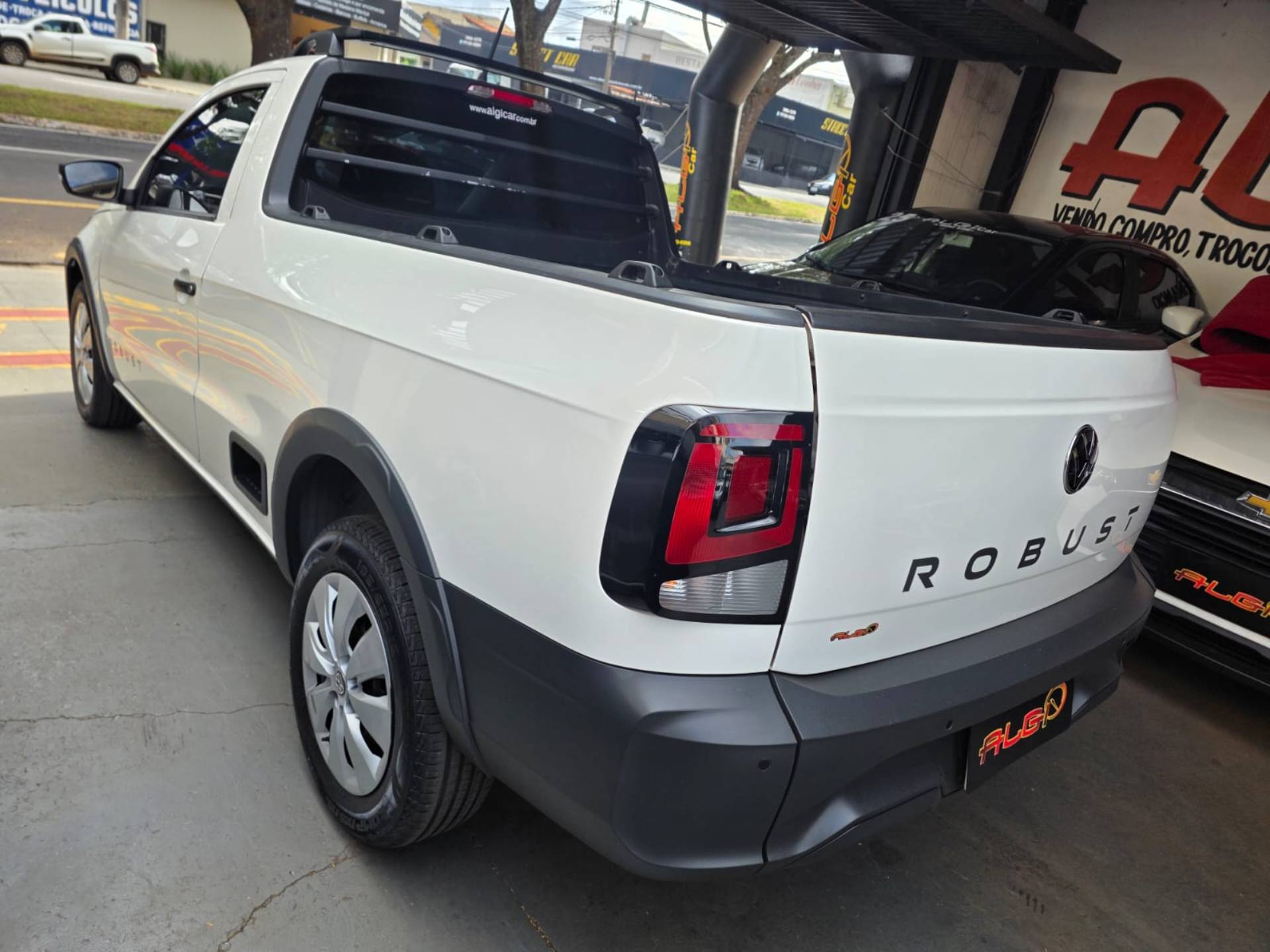 VOLKSWAGEN SAVEIRO