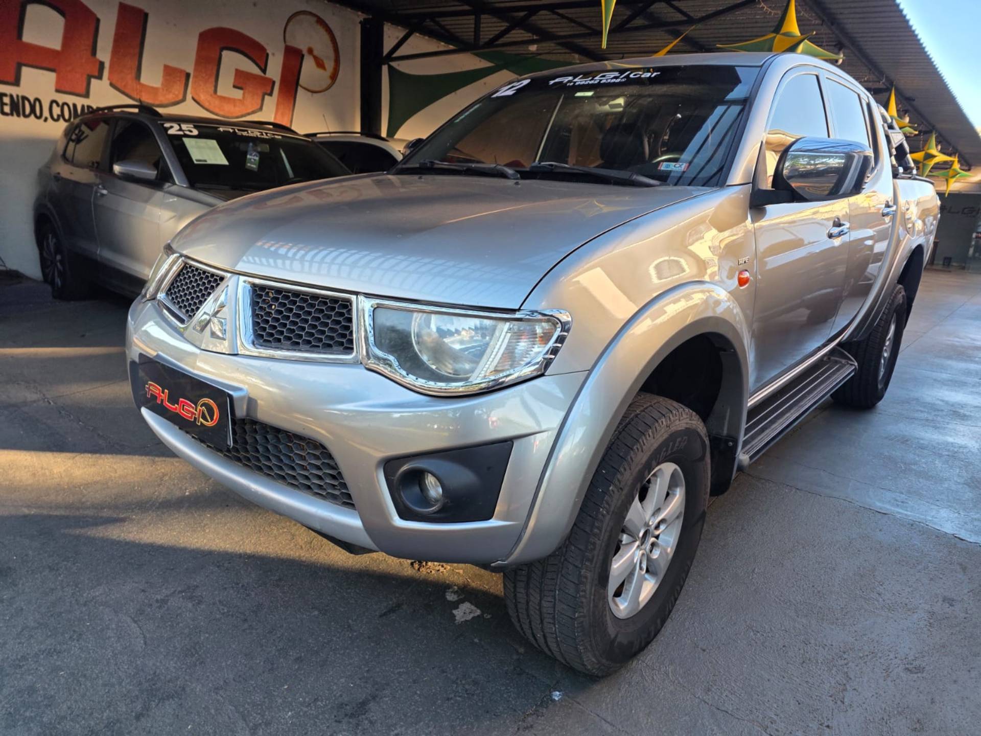 MITSUBISHI L200 TRITON